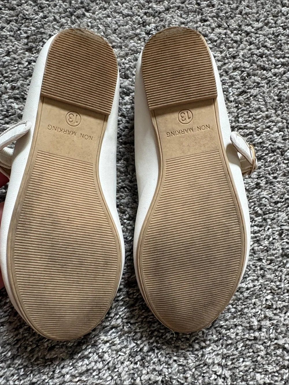Girls Off-White Dress Shoes with Jewel Strap